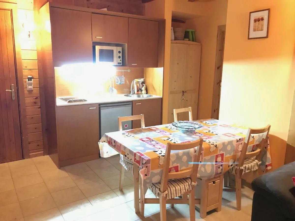 Estanyol - Vall D'Incles - Soldeu Hut 5896